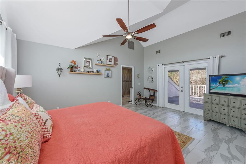 HIDEAWAY BEACH - Residential