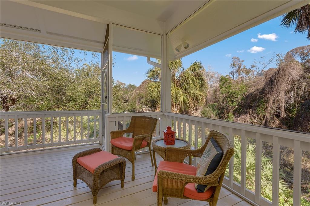 HIDEAWAY BEACH - Residential