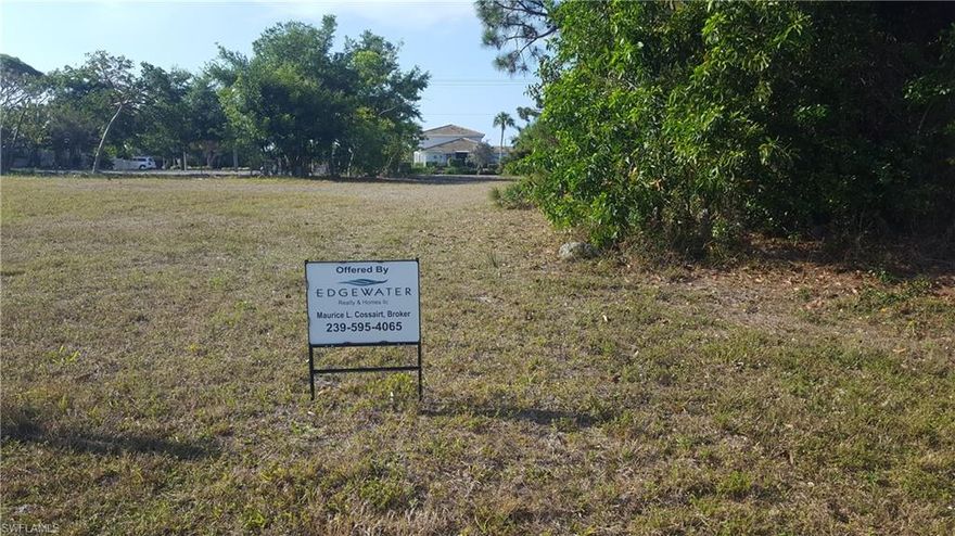 Gorgeous lot on Marco Island! Close to the YMCA and Residents Beach. Quite street with southern exposure to build your dream home. Act fast to secure your future.