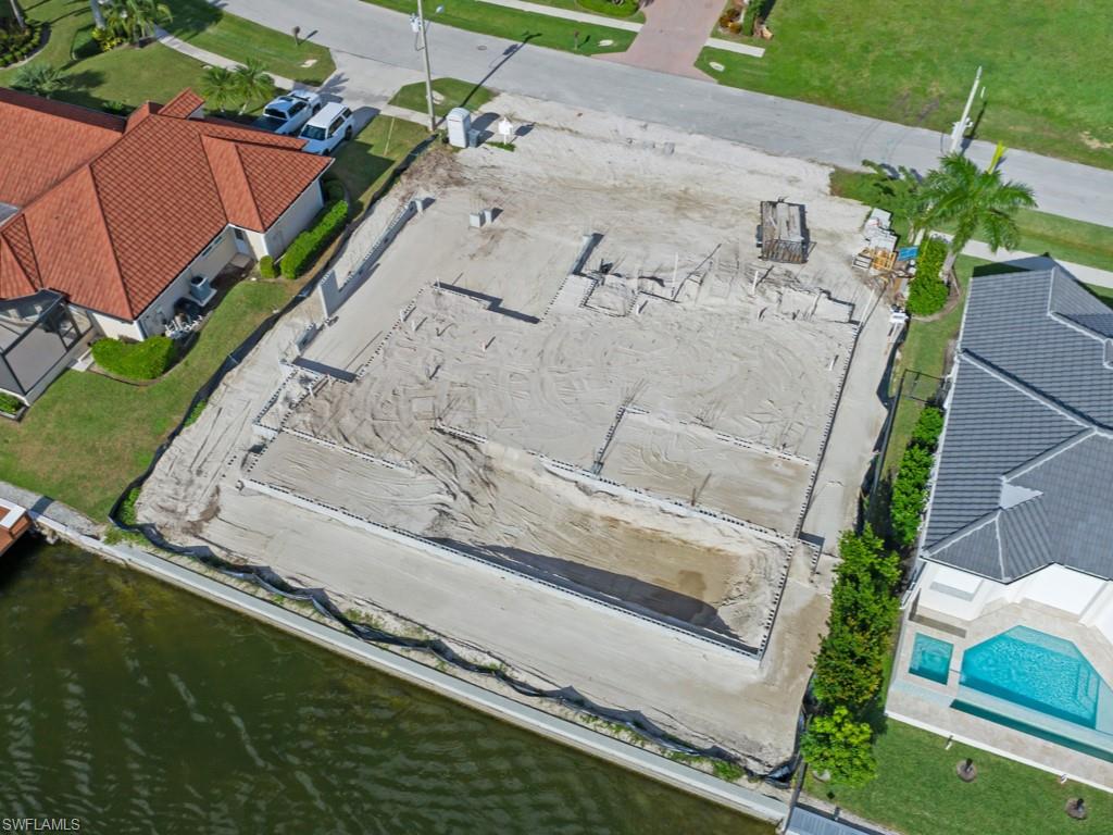 MARCO BEACH - Residential