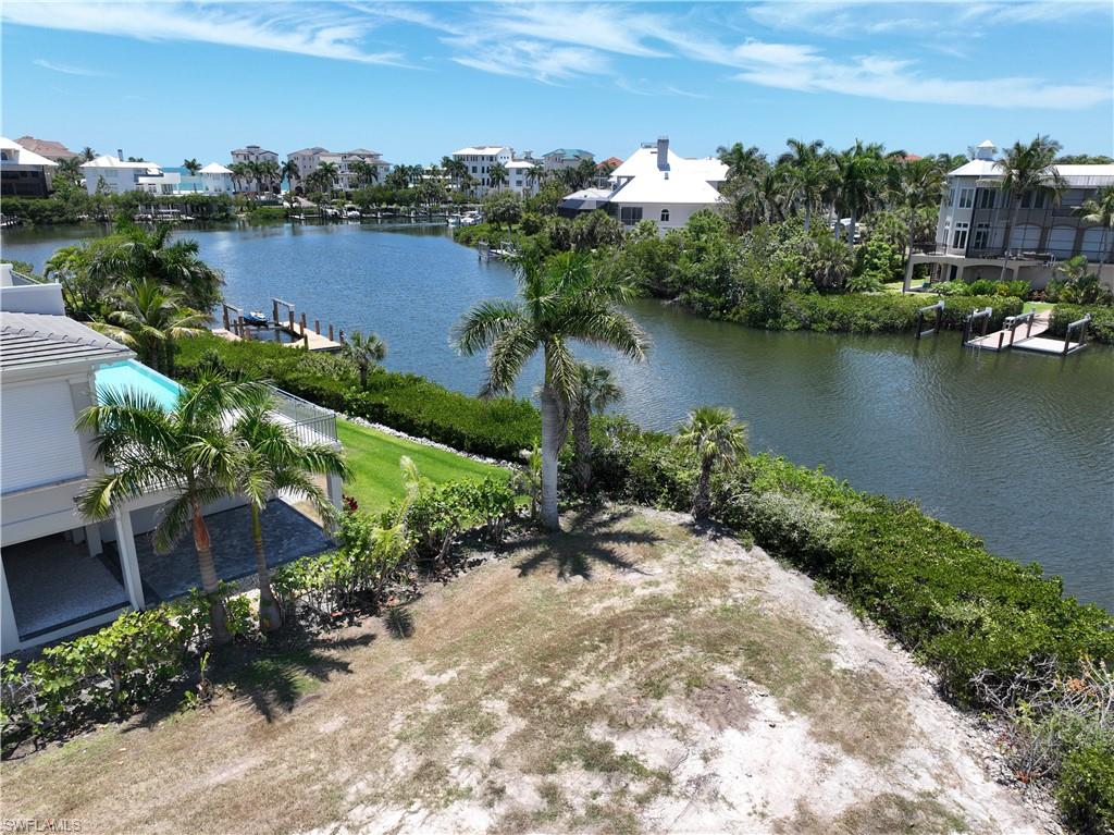 BAYFRONT GARDENS - Land