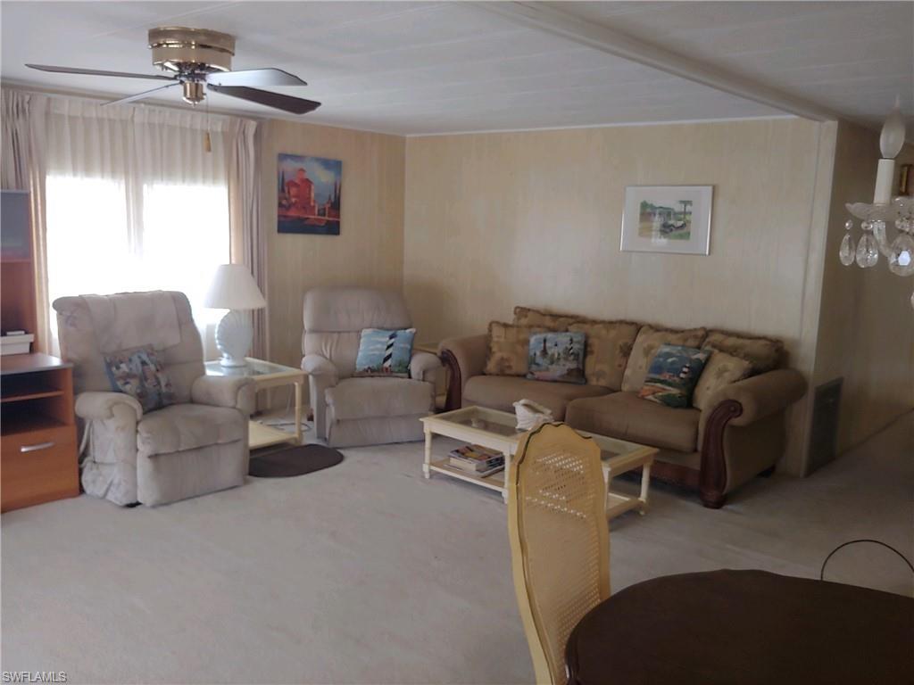 LAZY DAYS MOBILE VILLAGE - Residential