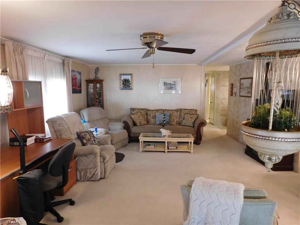 LAZY DAYS MOBILE VILLAGE - Residential