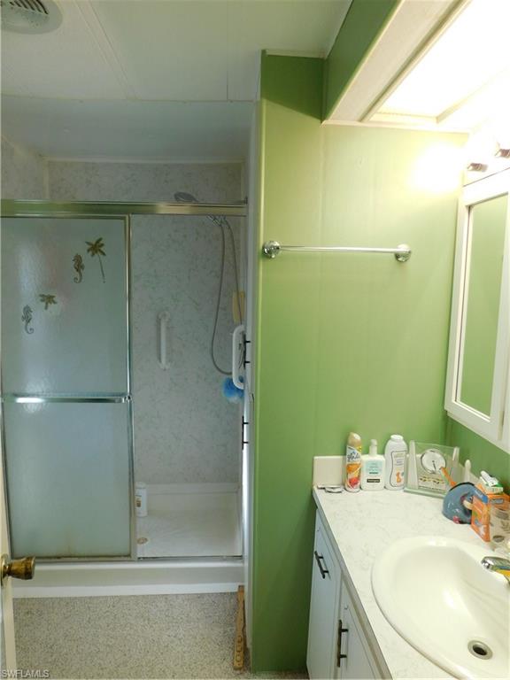 LAZY DAYS MOBILE VILLAGE - Residential