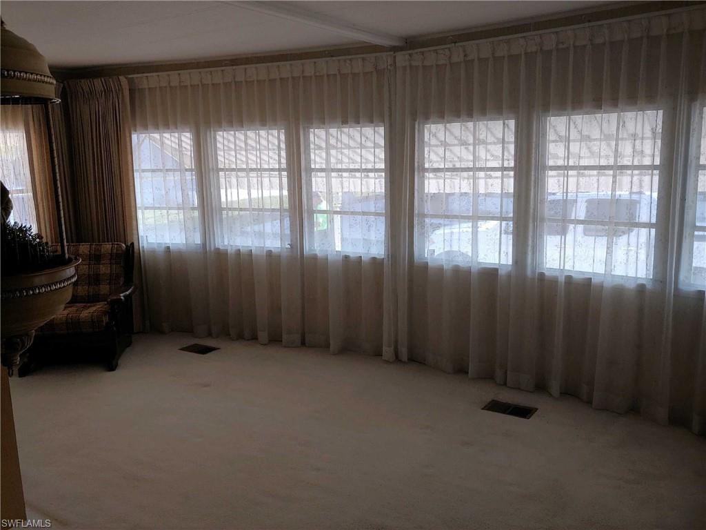 LAZY DAYS MOBILE VILLAGE - Residential