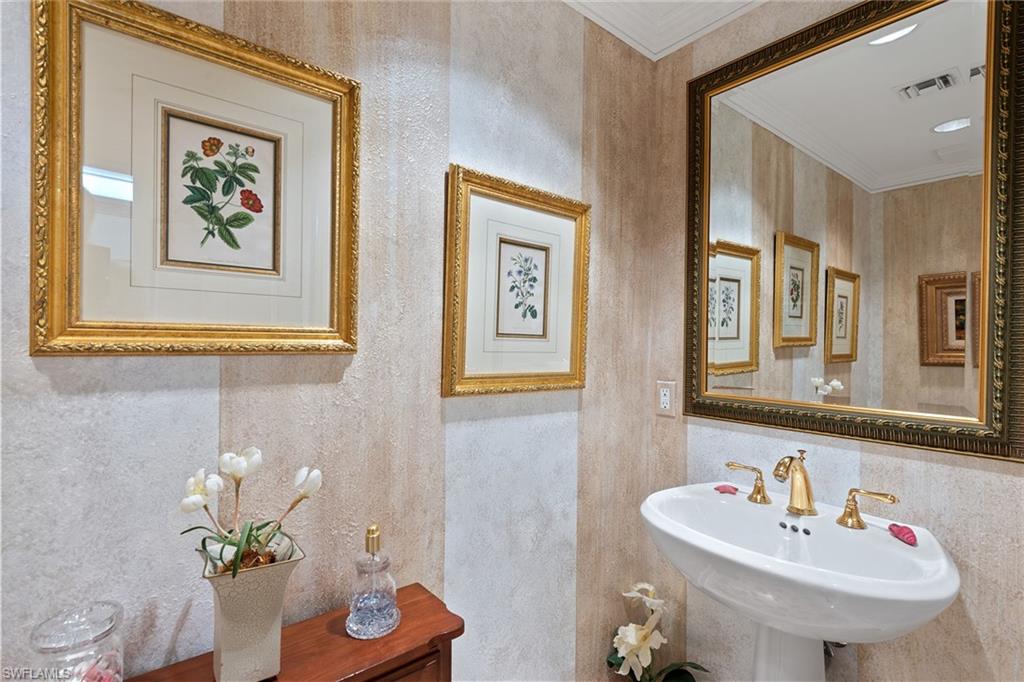 BILTMORE AT BAY COLONY - Residential