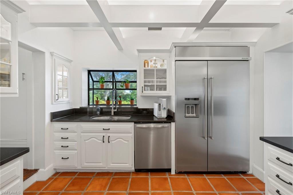 BURTWOOD - Residential