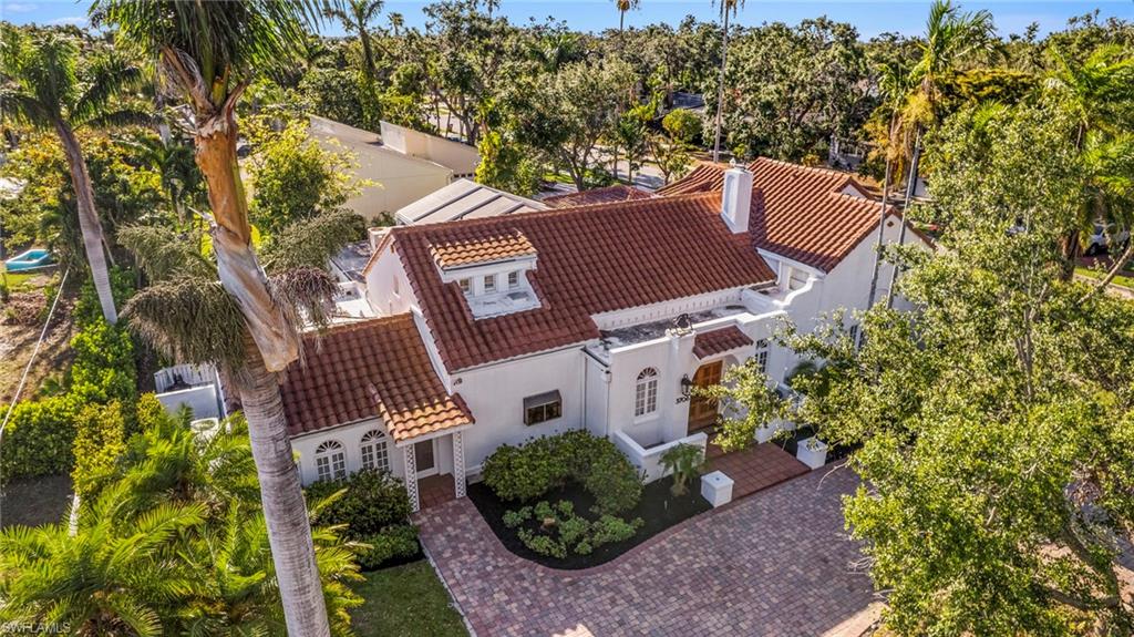 BURTWOOD - Residential