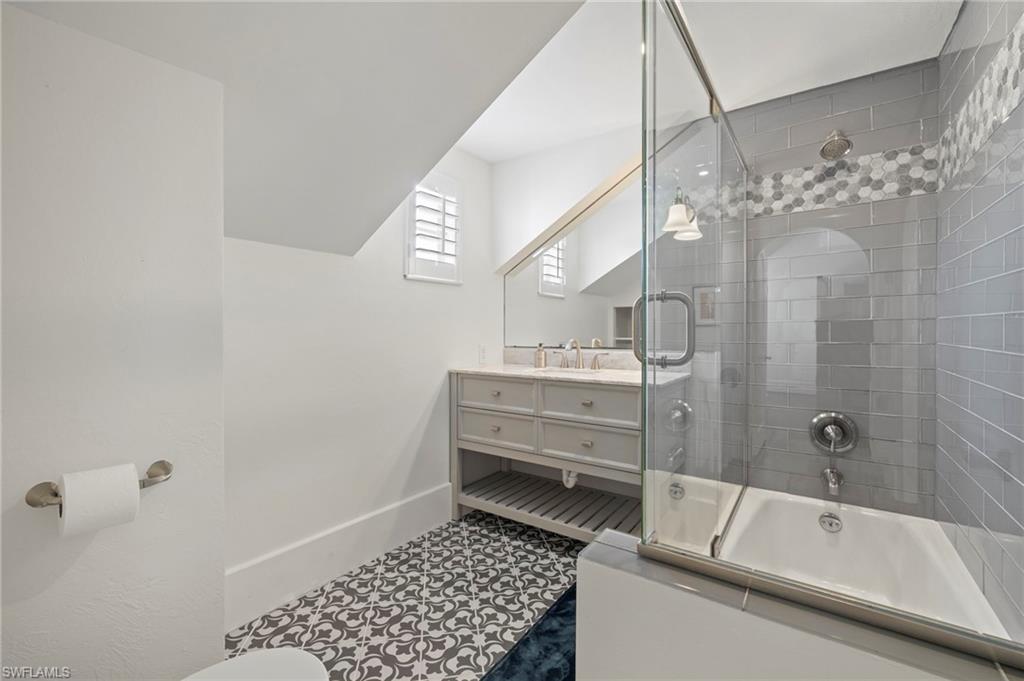 BURTWOOD - Residential