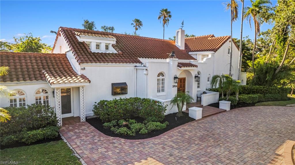 BURTWOOD - Residential