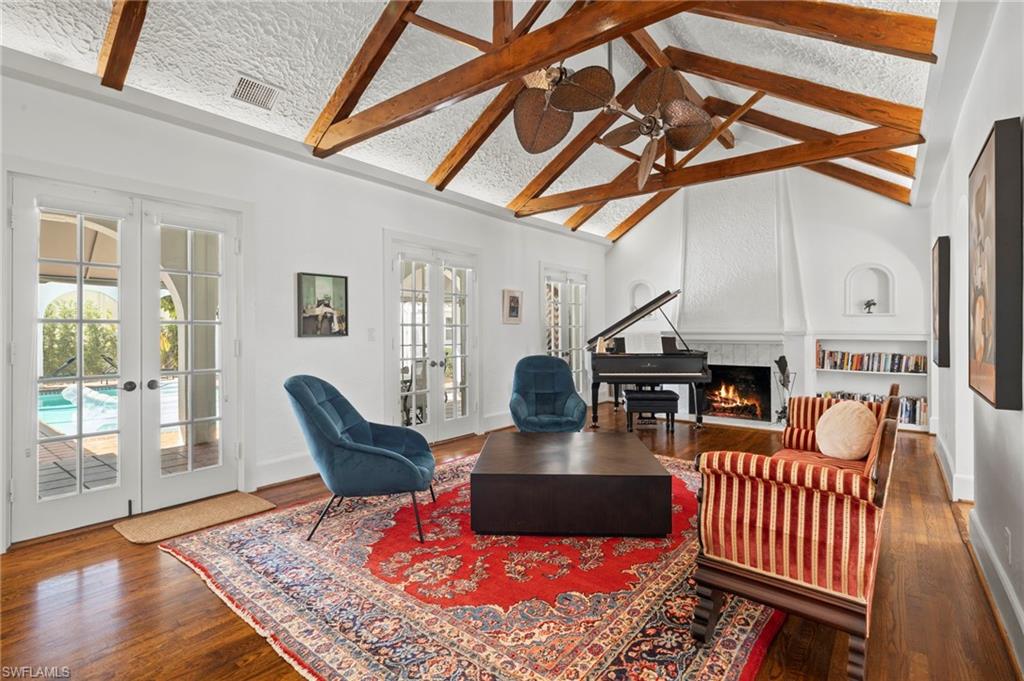 BURTWOOD - Residential