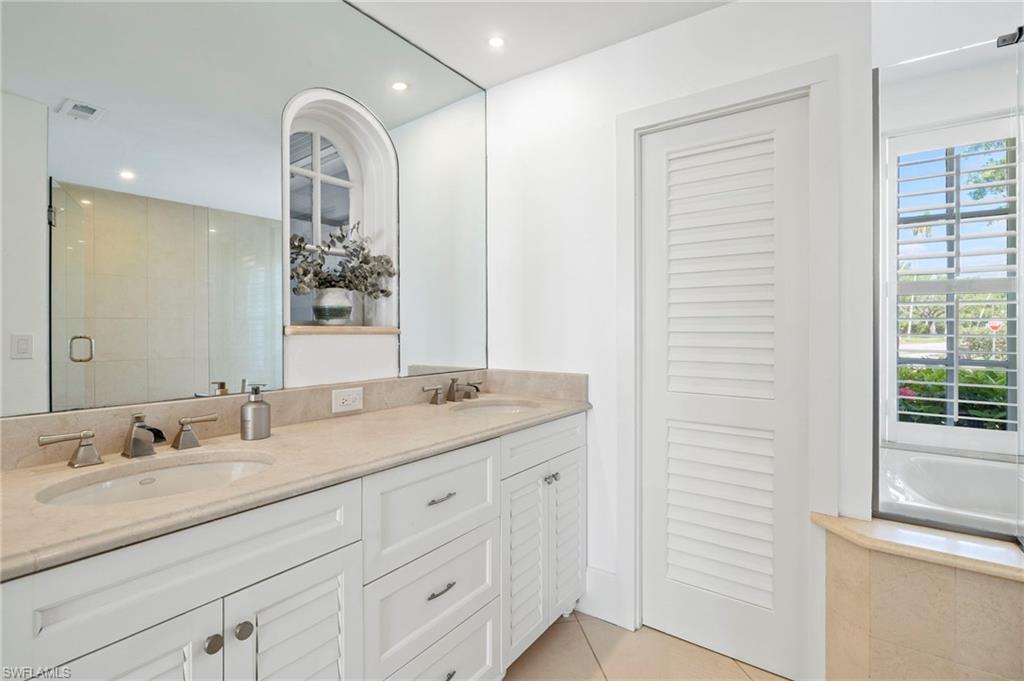 BURTWOOD - Residential