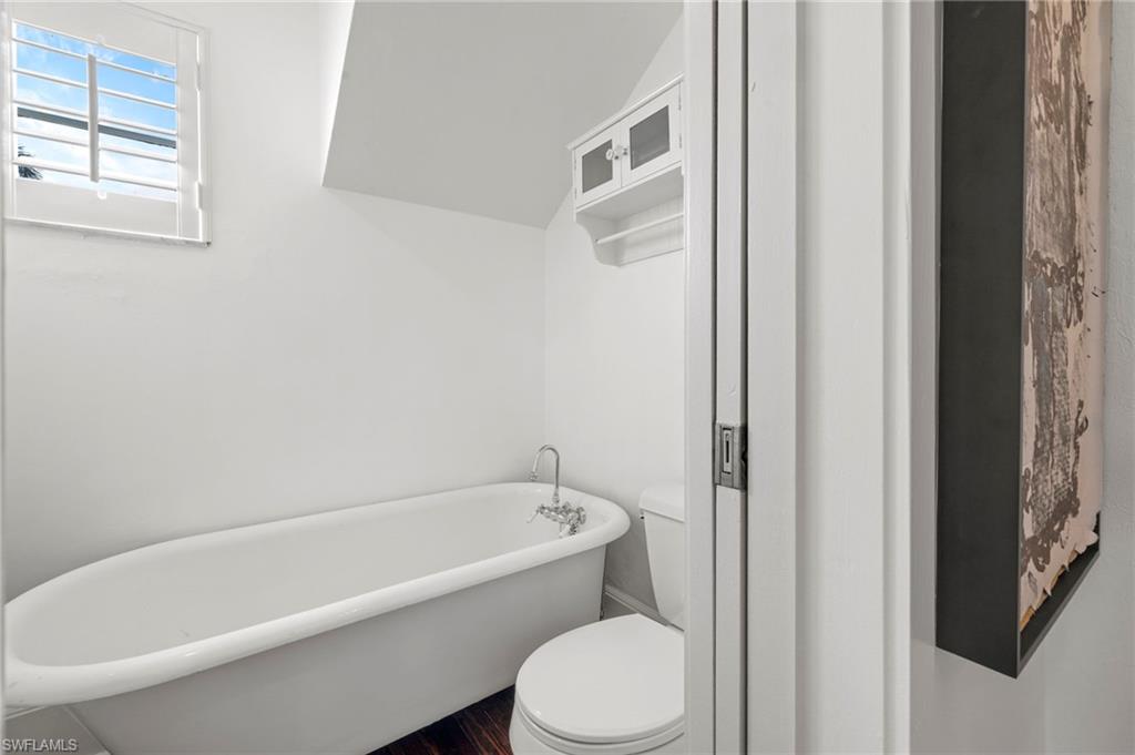 BURTWOOD - Residential