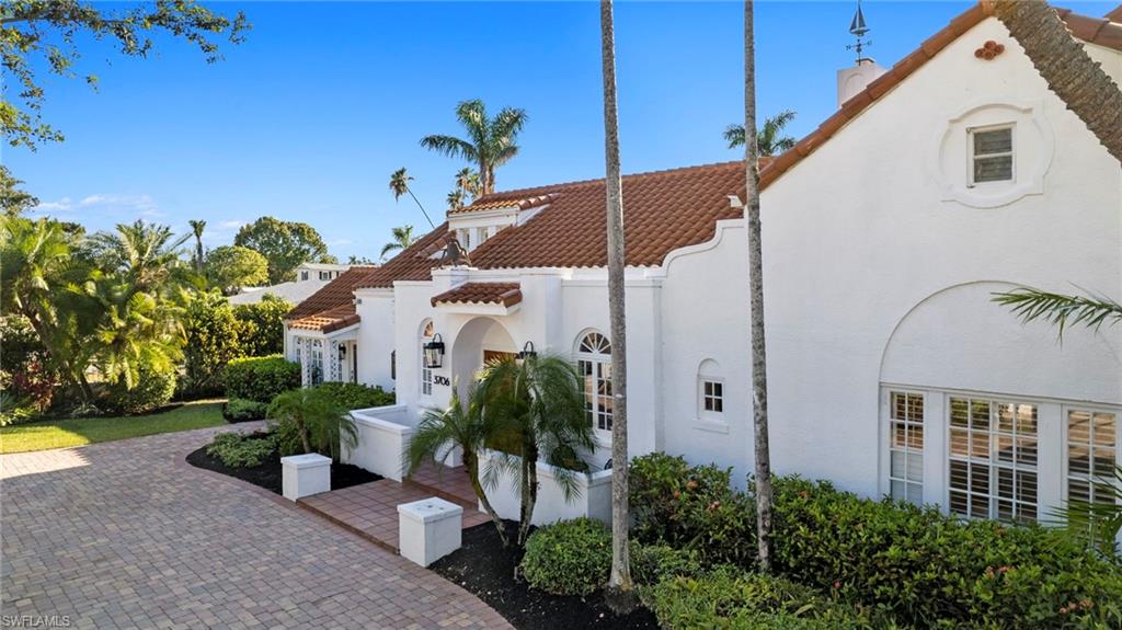 BURTWOOD - Residential