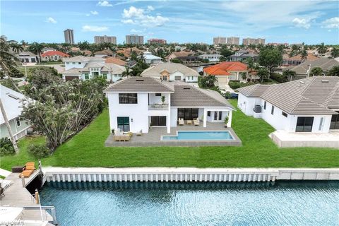 A home in MARCO ISLAND