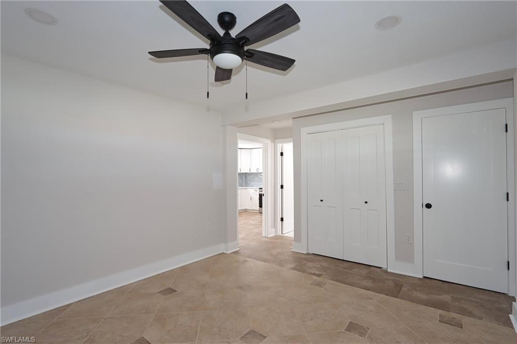 HYDE PARK - Residential Lease