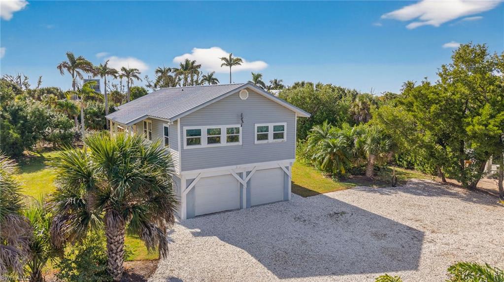 SANIBEL HIGHLANDS - Residential