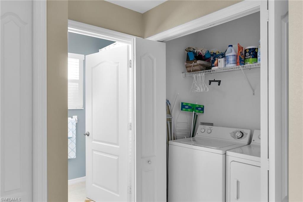 SUNSET CAY LAKES - Residential