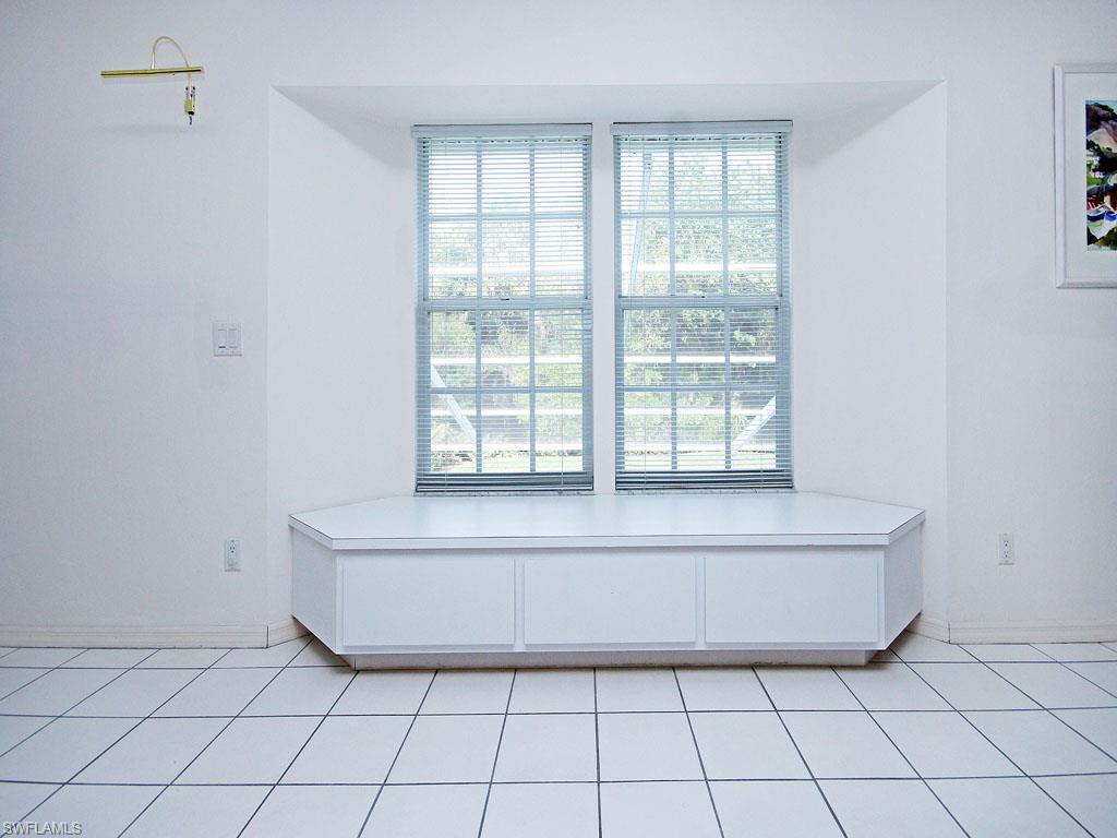 SANIBEL SHORES - Residential