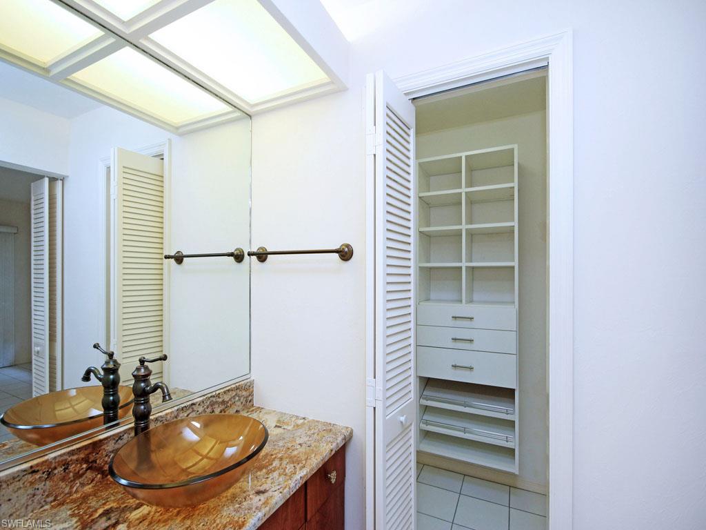 SANIBEL SHORES - Residential