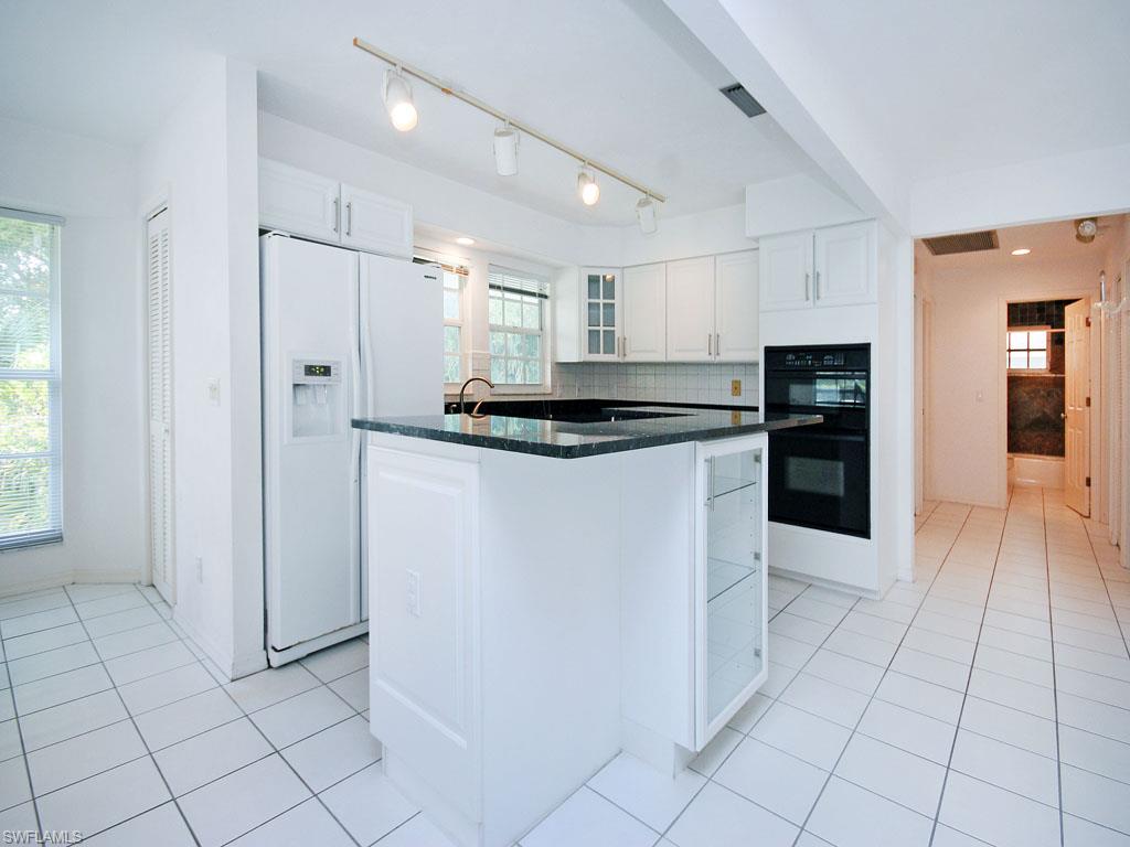 SANIBEL SHORES - Residential