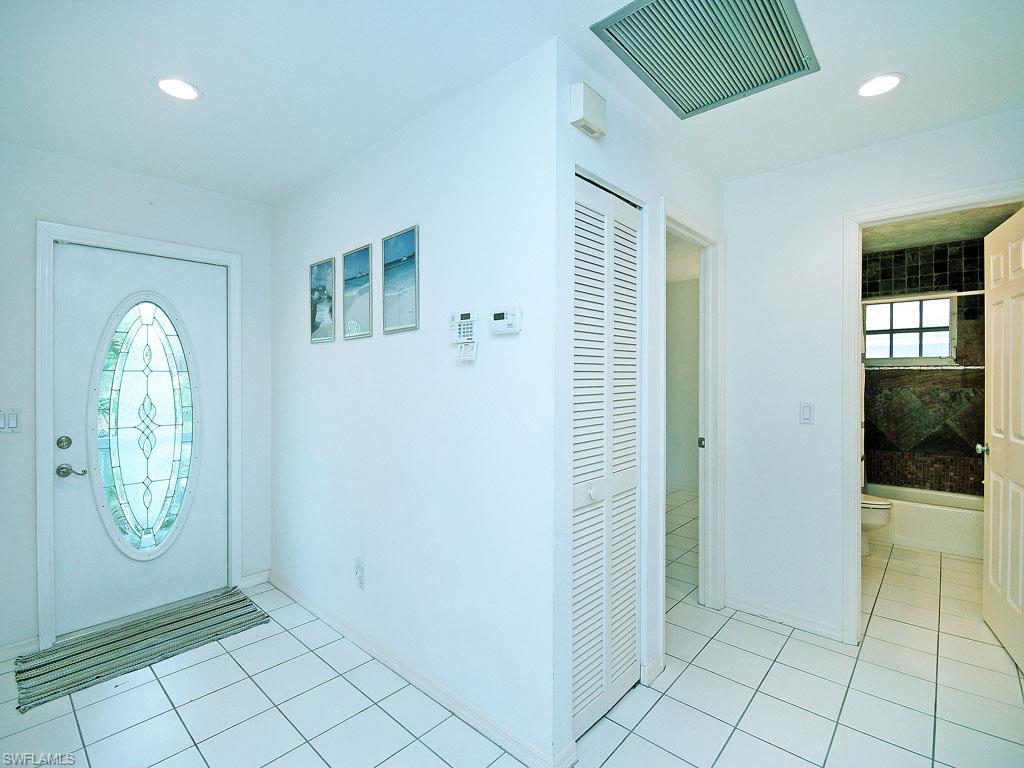 SANIBEL SHORES - Residential