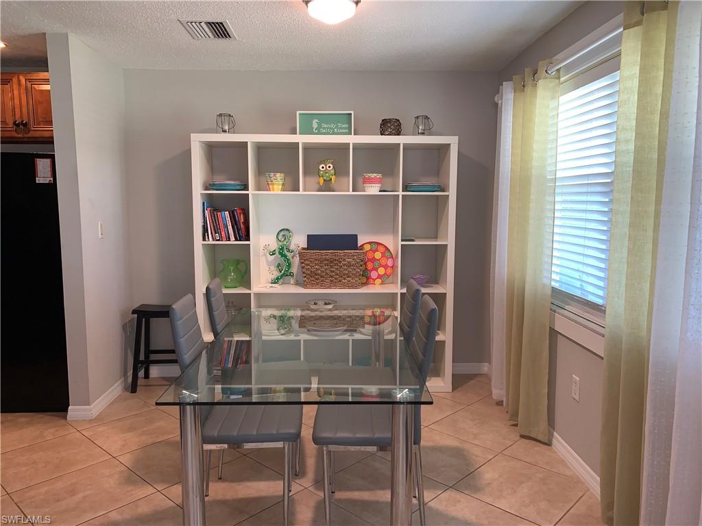 NAPLES PARK - Residential