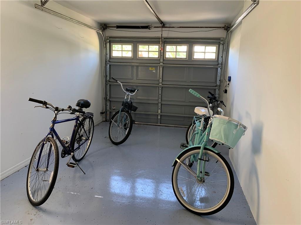 NAPLES PARK - Residential