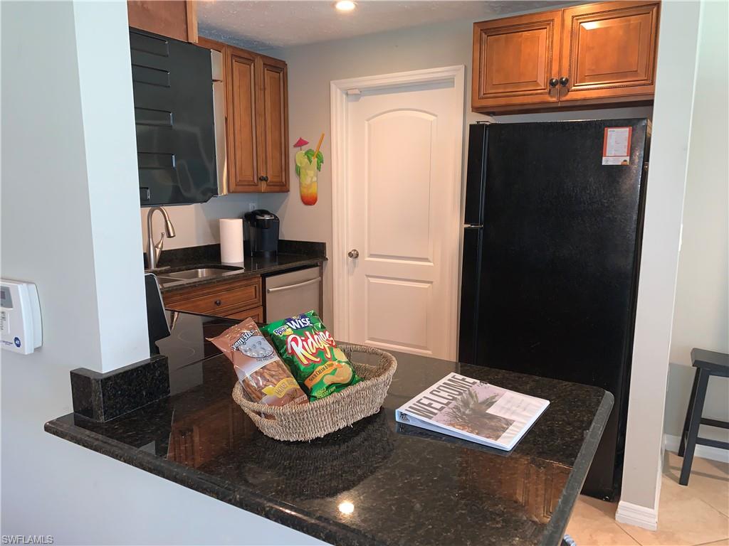 NAPLES PARK - Residential