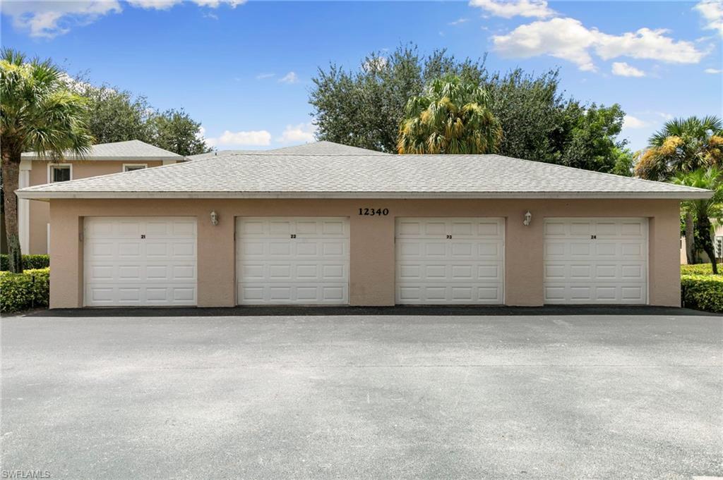 Properties 12340 Notting Hill LN 23