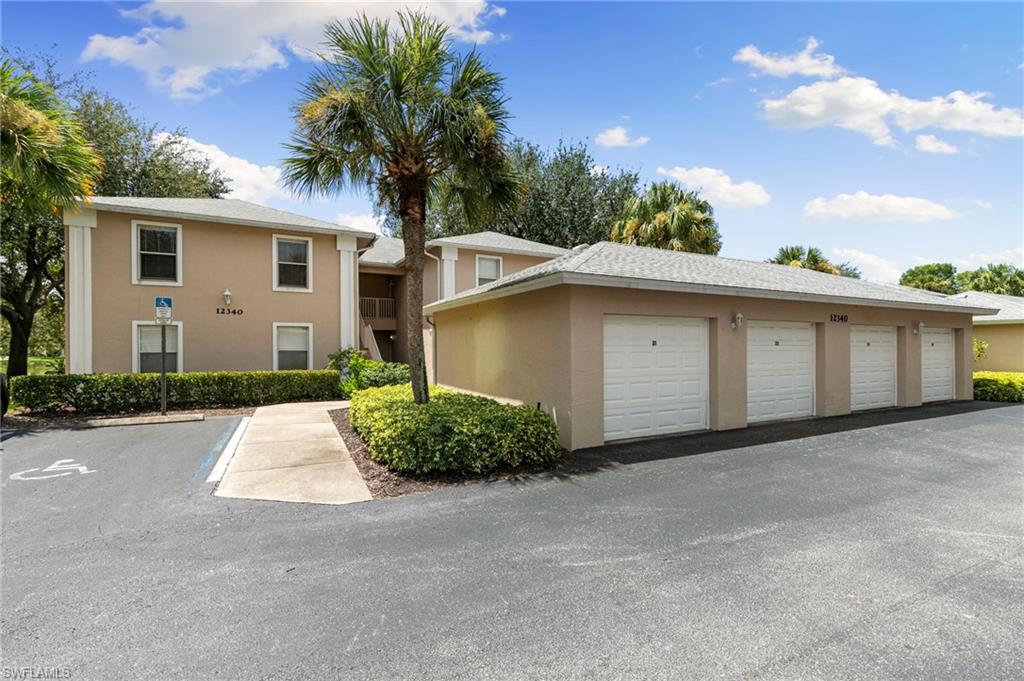 Properties 12340 Notting Hill LN 23