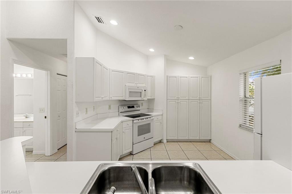 COLONY - Residential