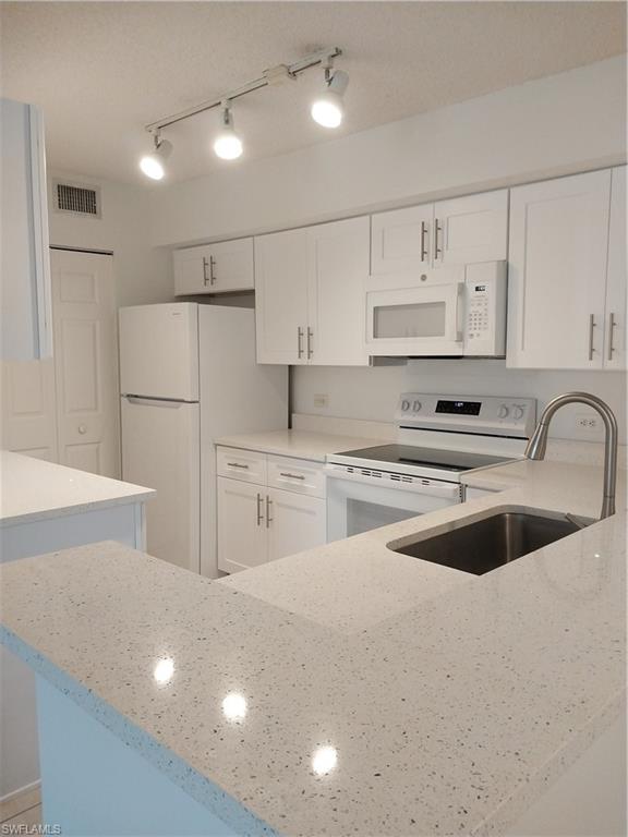 SAN MIRAGE - Residential