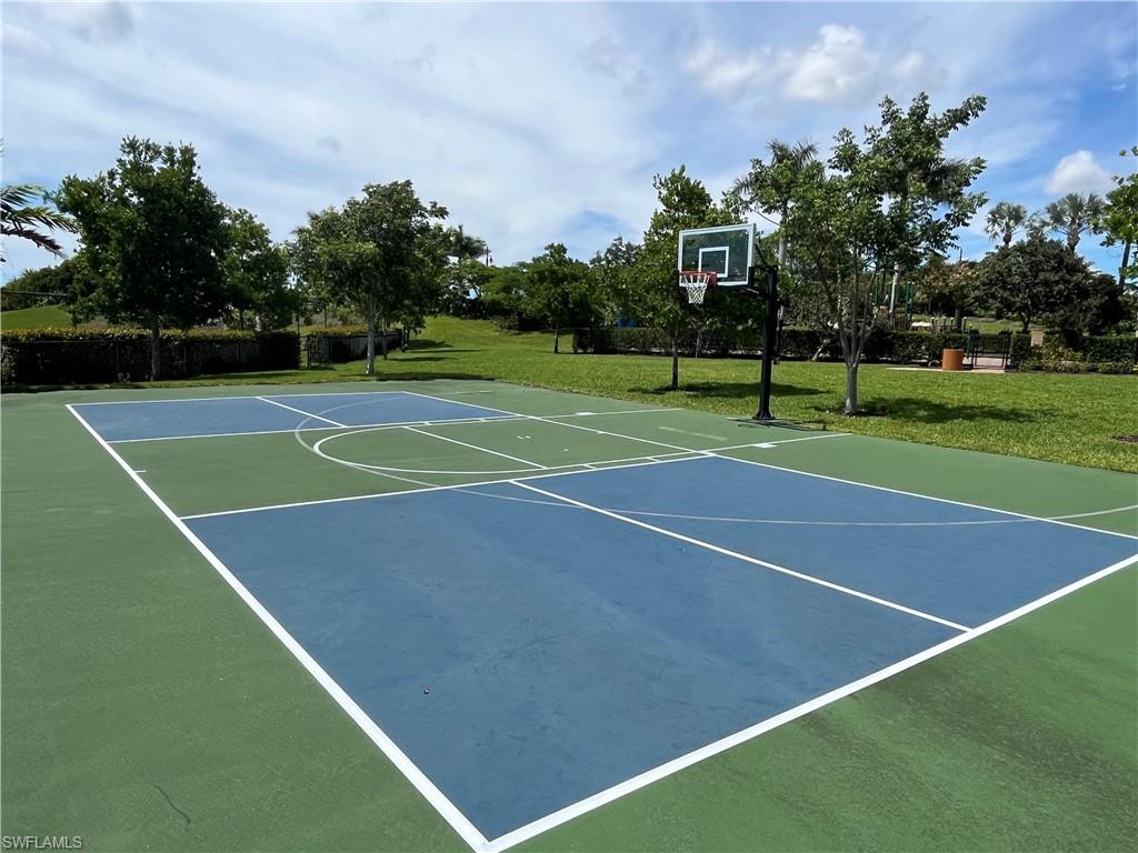 CORAL HARBOR - Residential