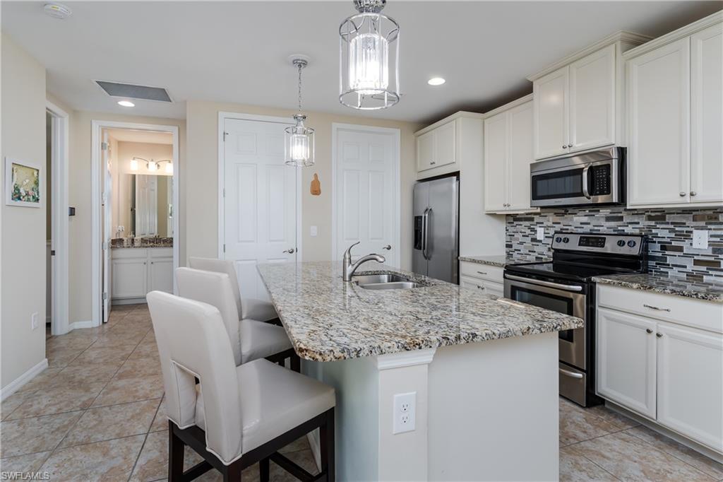 CORAL HARBOR - Residential