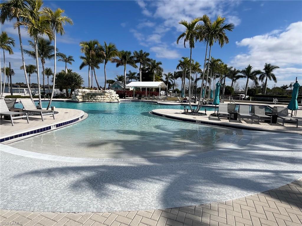 CORAL HARBOR - Residential