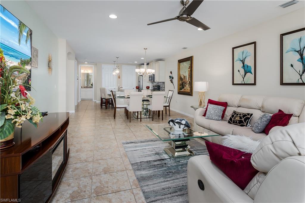 CORAL HARBOR - Residential