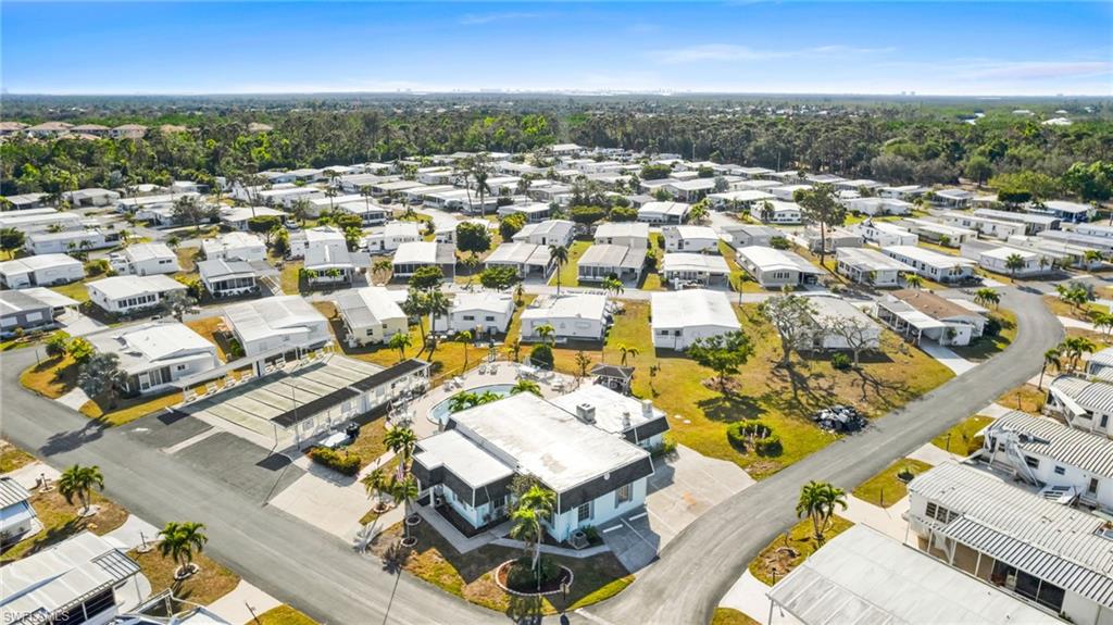 COACHLIGHT MANOR MOBILE HOME - Land