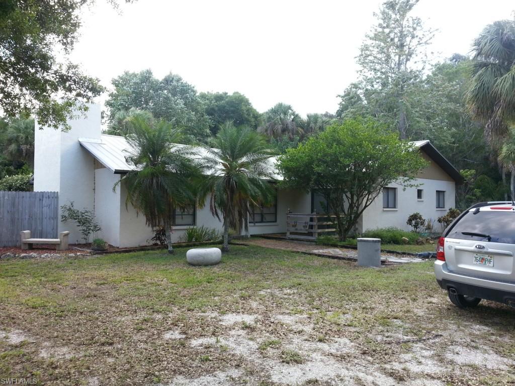 NORTH FORT MYERS PARK - Residential