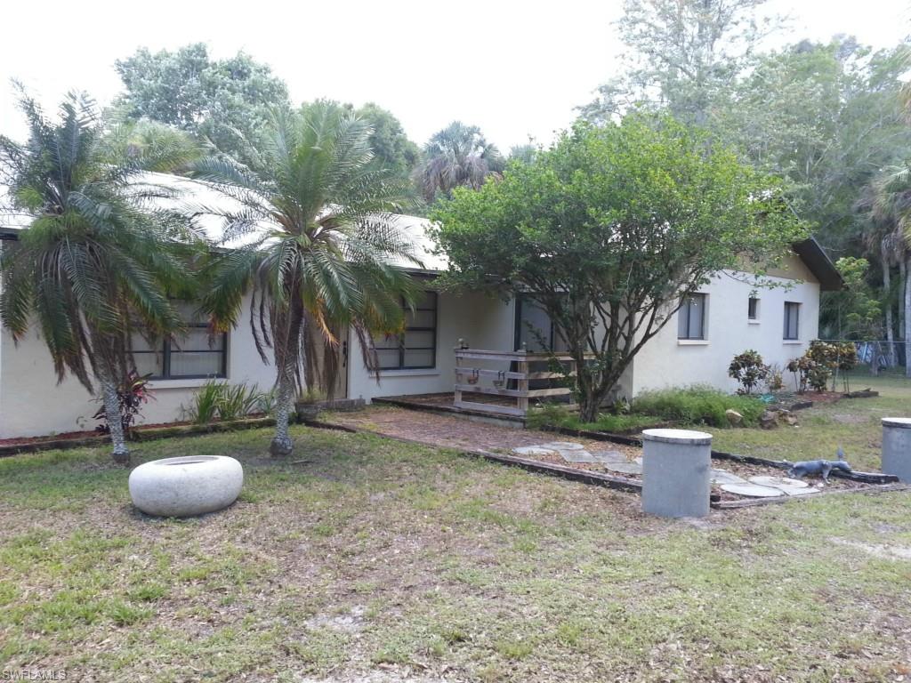 NORTH FORT MYERS PARK - Residential