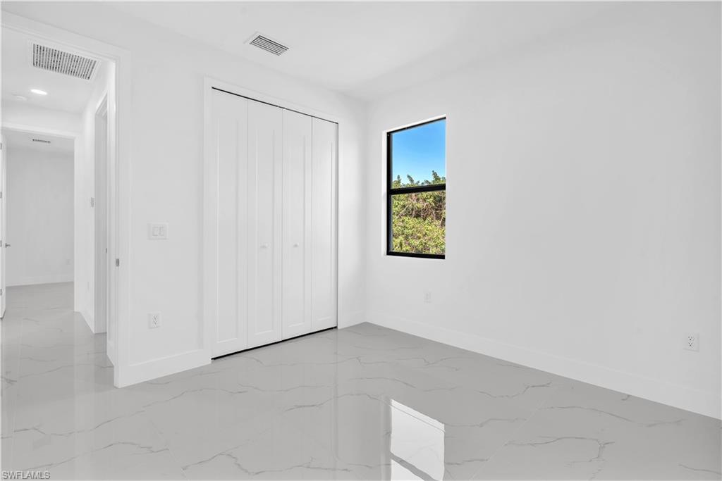 PORT CHARLOTTE - Residential