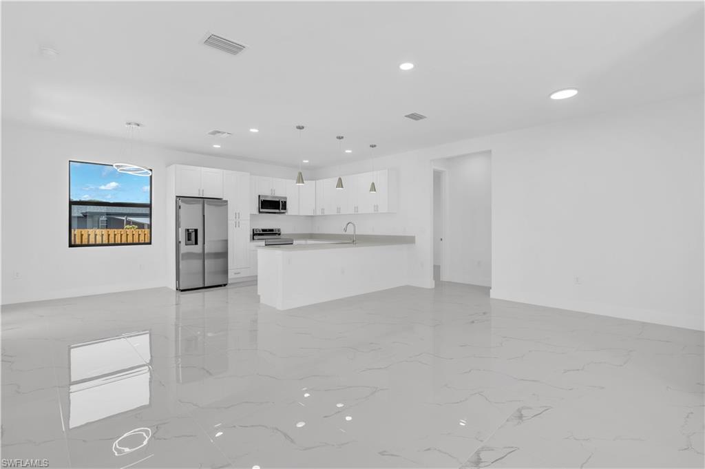 PORT CHARLOTTE - Residential