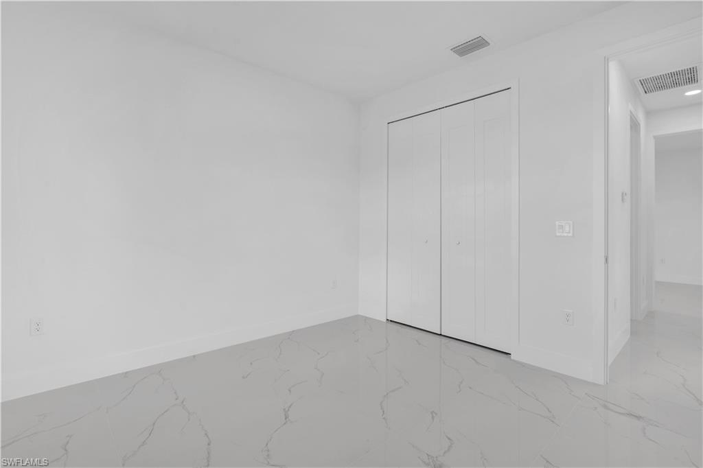 PORT CHARLOTTE - Residential