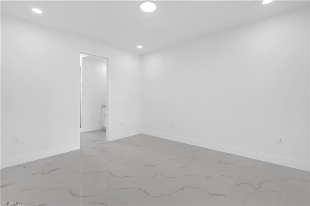 PORT CHARLOTTE - Residential