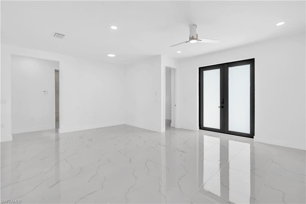 PORT CHARLOTTE - Residential