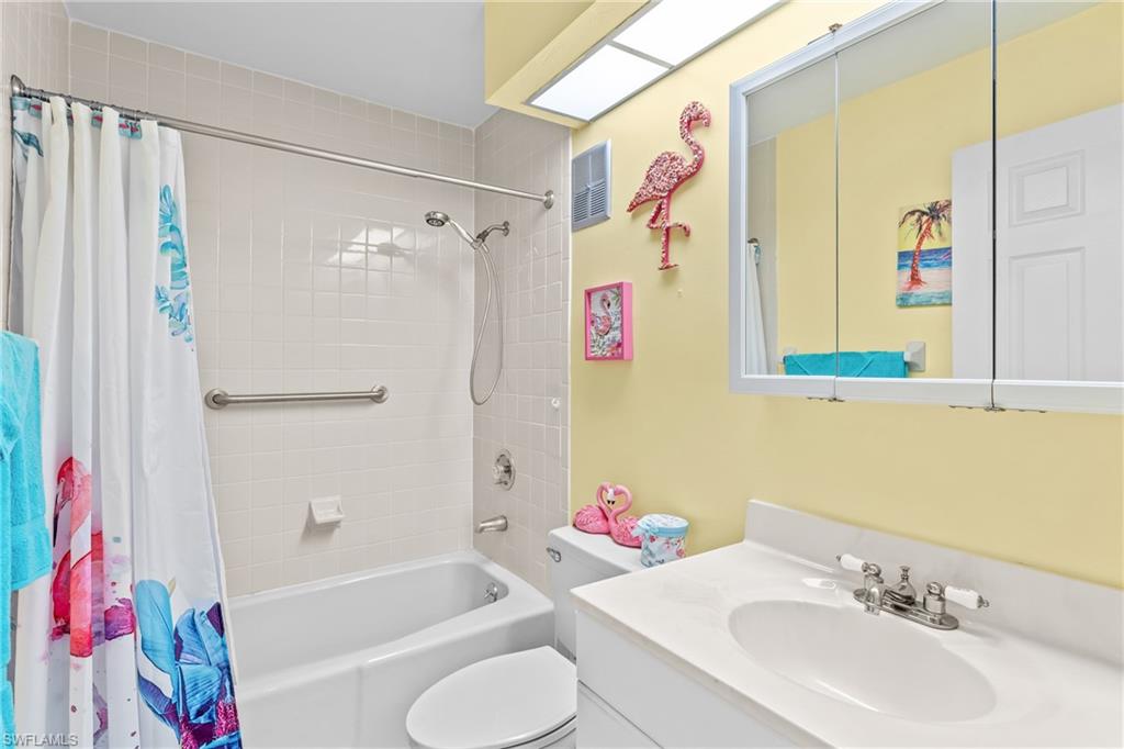 ST CLAIR GARDEN CONDO - Residential