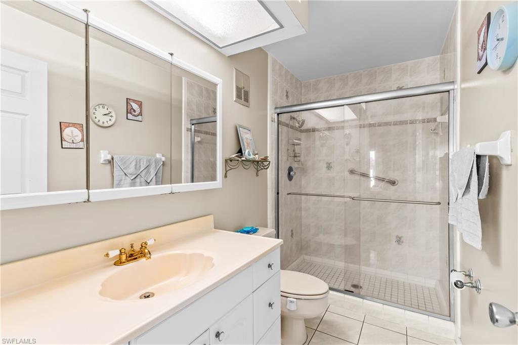 ST CLAIR GARDEN CONDO - Residential