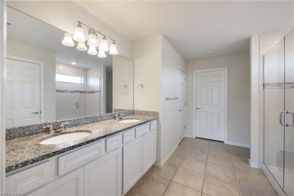 AVALON PARK - Residential