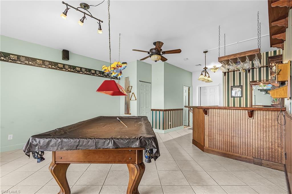 FORT MYERS SHORES - Residential