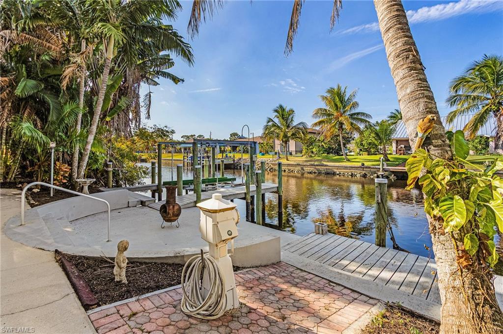 FORT MYERS SHORES - Residential